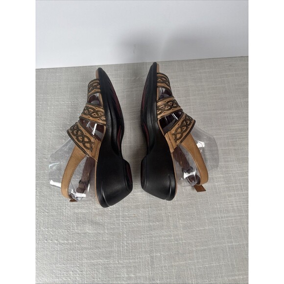 Clarks Artisan Brown‎ Tan Leather Strappy Boho Summer Sandals Women’s Sz 9.5 - Picture 8 of 14